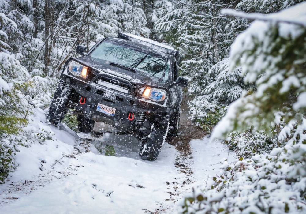 2nd_gen_tacoma_high_clearance_front_plate_bumper_kit_12